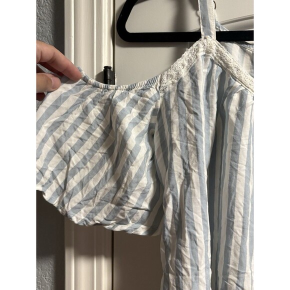 Maurices Blue White Striped Cold Shoulder Top Womens Boho Eyelet Lace Hem Large - Picture 2 of 7